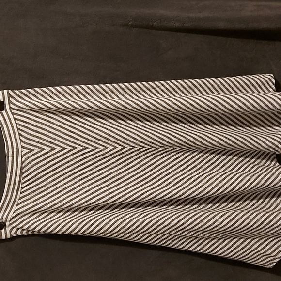 Madewell Skirt size 4 striped black/white - Picture 3 of 4